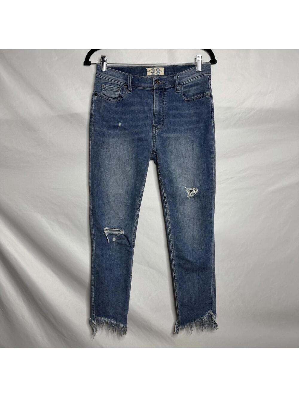 Free People Great Heights Distressed Frayed Hem Jeans Size 28